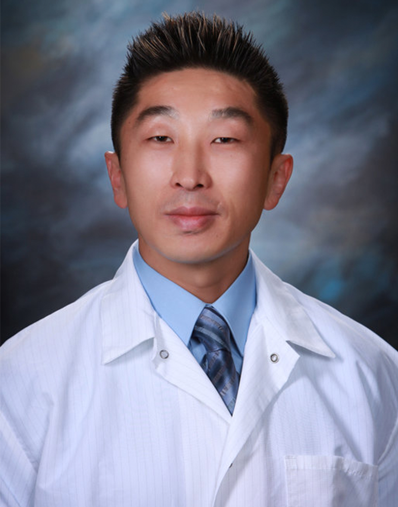 Dr. Charles Lee headshot